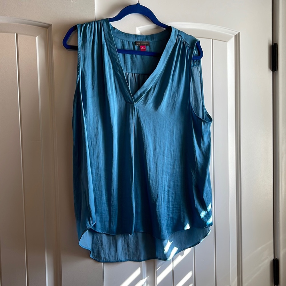 Silky dress top